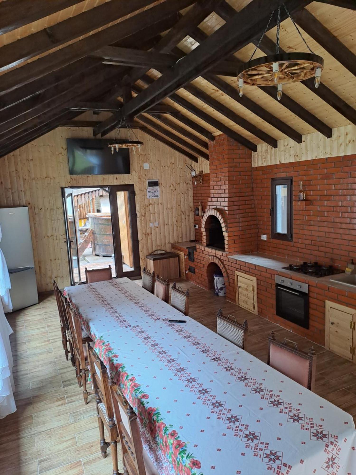 Casa Raul Villa Rucăr Eksteriør billede